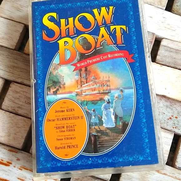 Showboat cassette cast recording - Picture 1 of 1